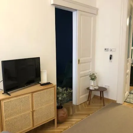 Apartment Relaxing 3bdr A/c *