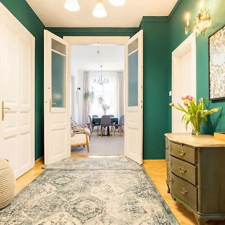 Relaxing 3bdr A/c Apartment *