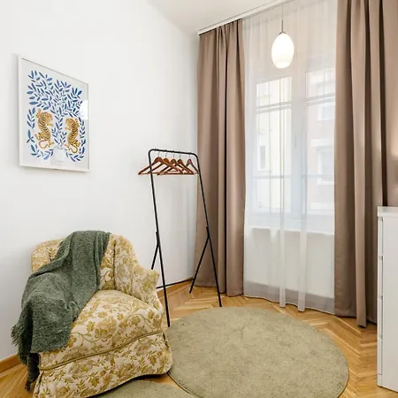 Relaxing 3bdr A/c Apartment