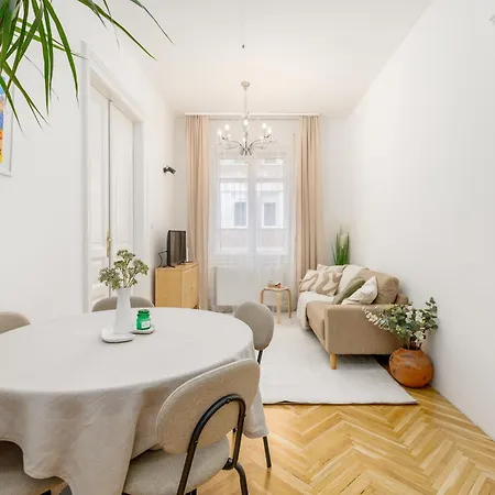 Relaxing 3bdr A/c * Budapest