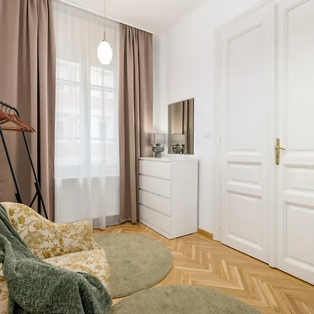 Relaxing 3bdr A/c Apartment *